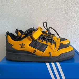 Adidas Forum 84 Camp Low Shoes in Collegiate Gold